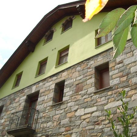 Apartamentos Saila Castejón de Sos Esterno foto